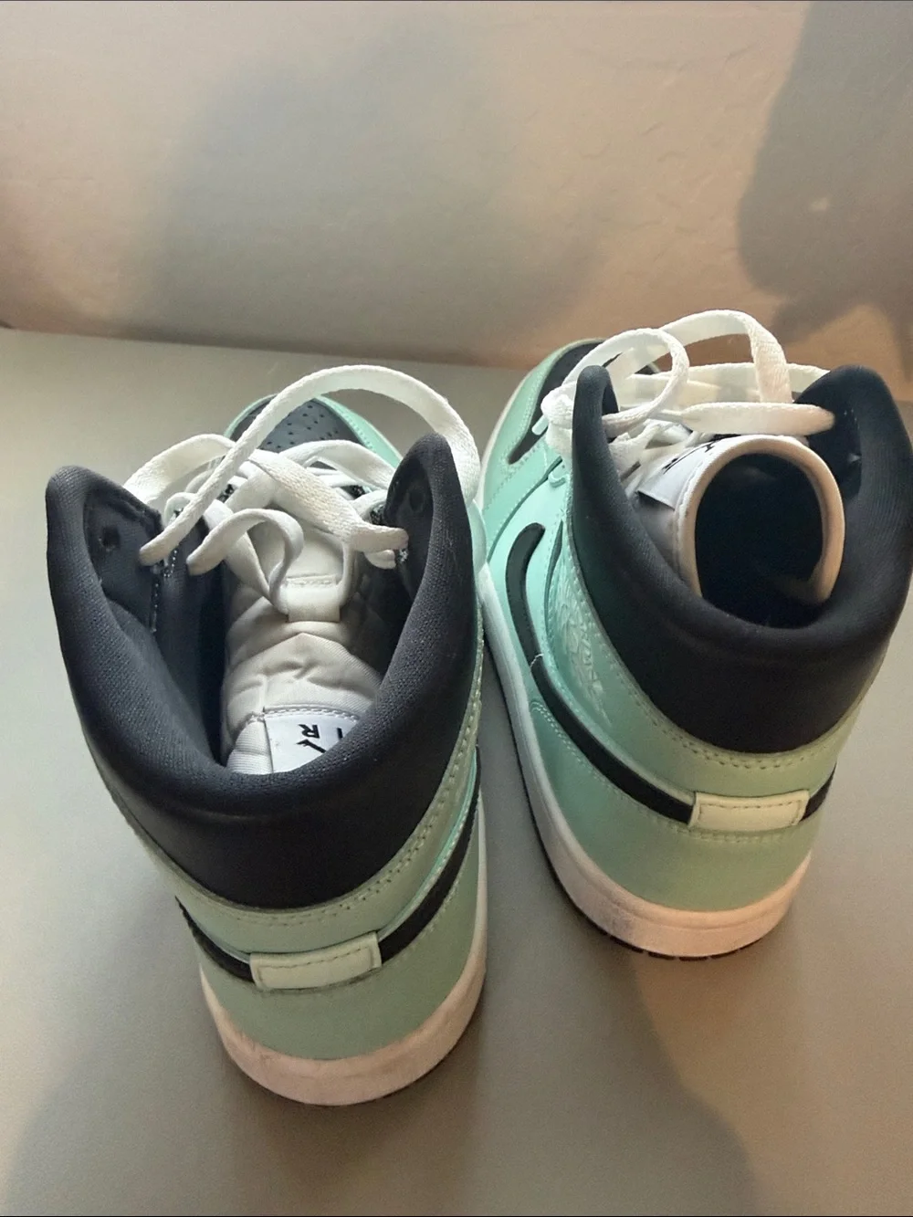 Nike Air Jordan 1 Mid Mint, Black & White